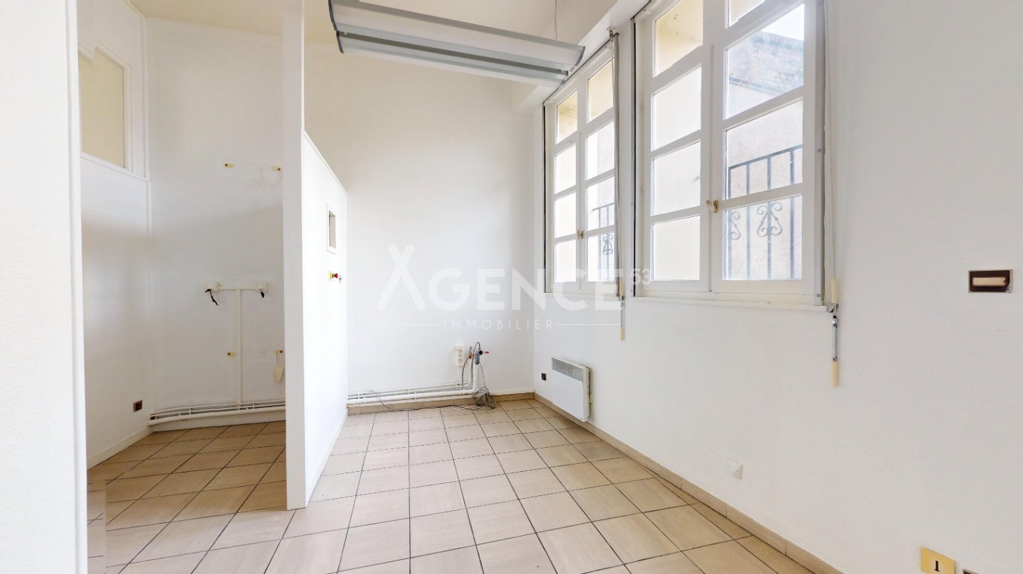 APPARTEMENT T2 A VENDRE - AIRE SUR LA LYS - 68 m2 - 95�000�&euro;