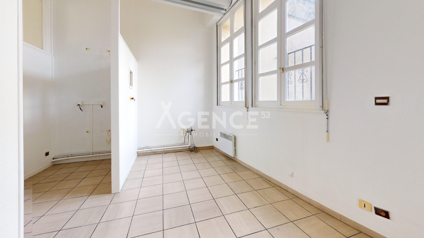 APPARTEMENT T2 A VENDRE - AIRE SUR LA LYS - 68 m2 - 95�000�&euro;