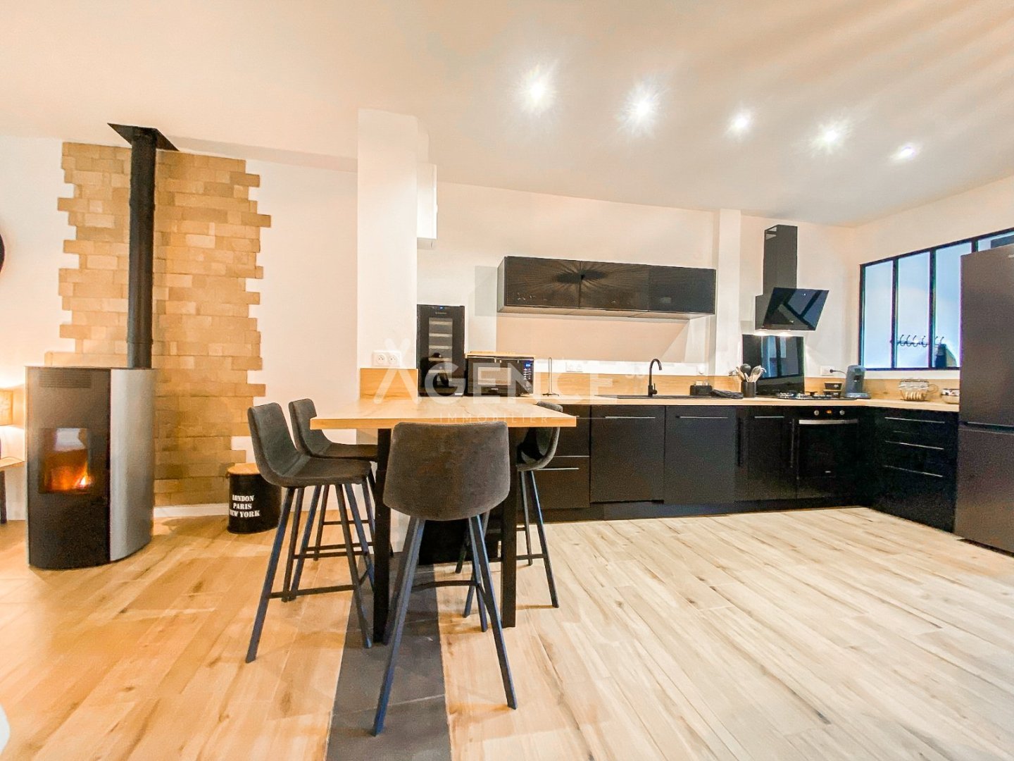 Appartement 111m� habitables - ST OMER - 111 m2 - VENDU