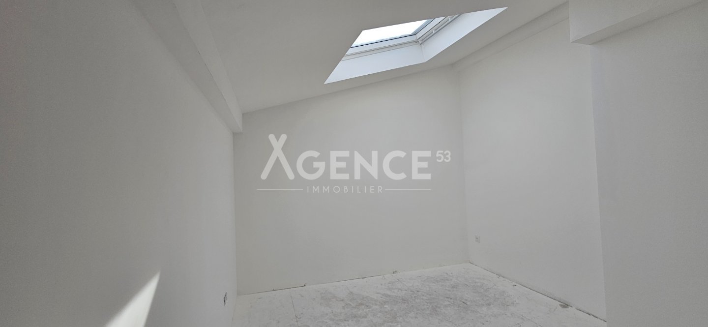 APPARTEMENT DUPLEX A VENDRE - ST OMER - 88.1 m2 - 330000€
