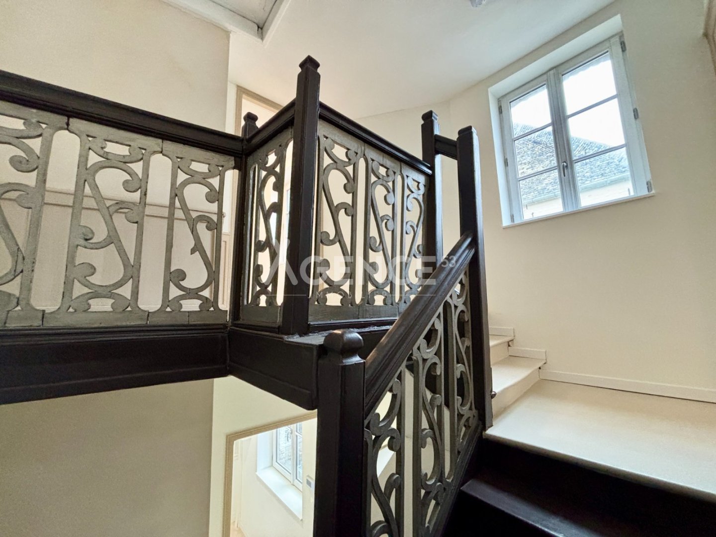 APPARTEMENT T4 A LOUER - ST OMER - 141 m2 - 840 € charges comprises par mois